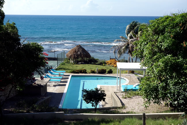 Villa Hikaru Treasure Beach Jamaica